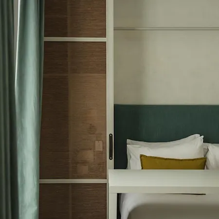 Hoy - Yoga Hotel Parigi