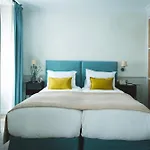 Hoy Paris - Yoga Hotel