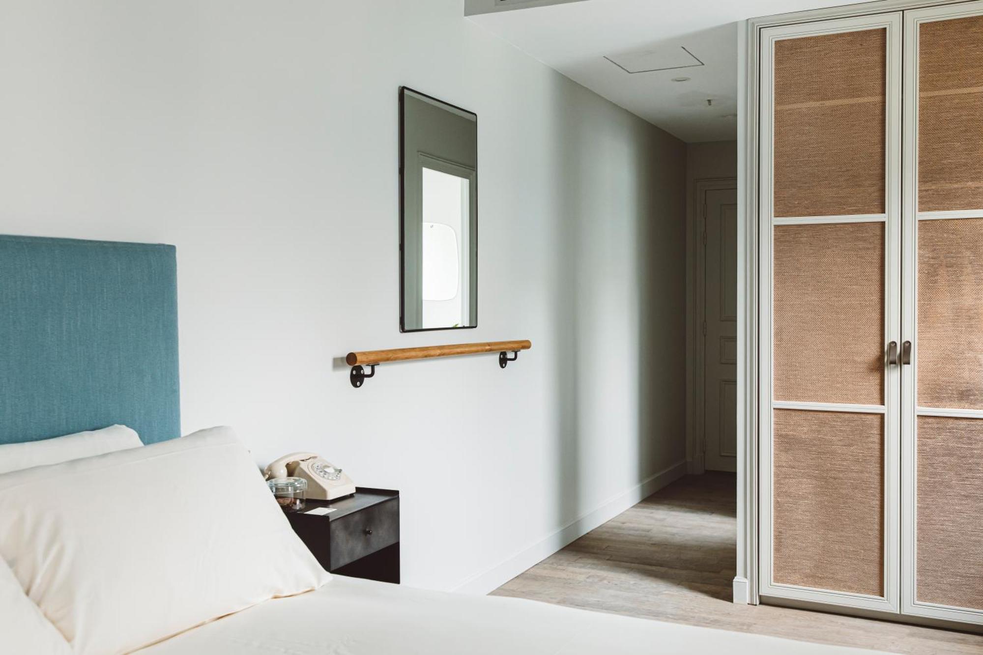 Hoy - Yoga Hotel Paris