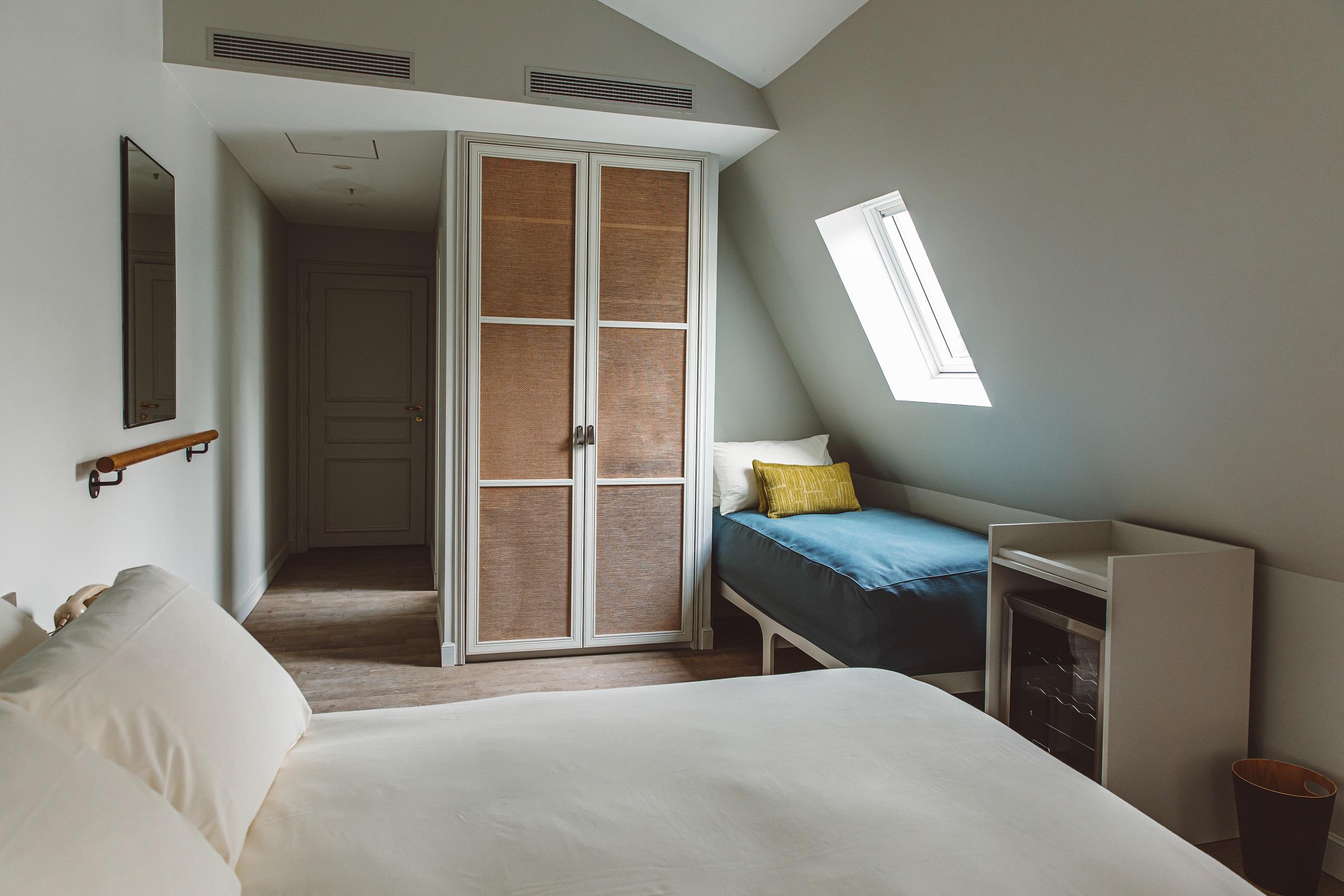 Hoy - Yoga Hotel Paris