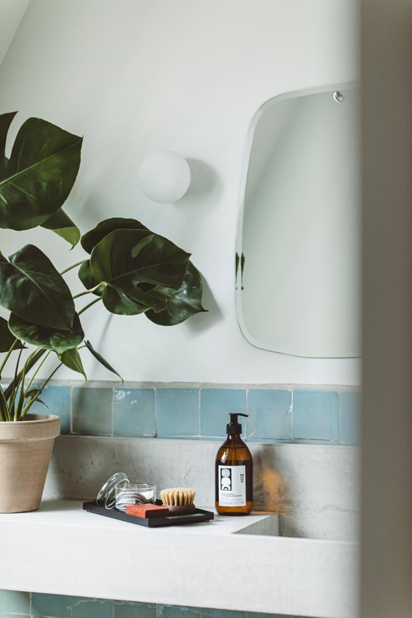 Hoy - Yoga Hotel Paris